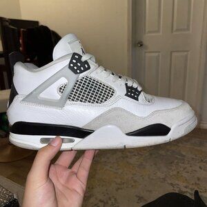 Air jordan 4s size 11 mens